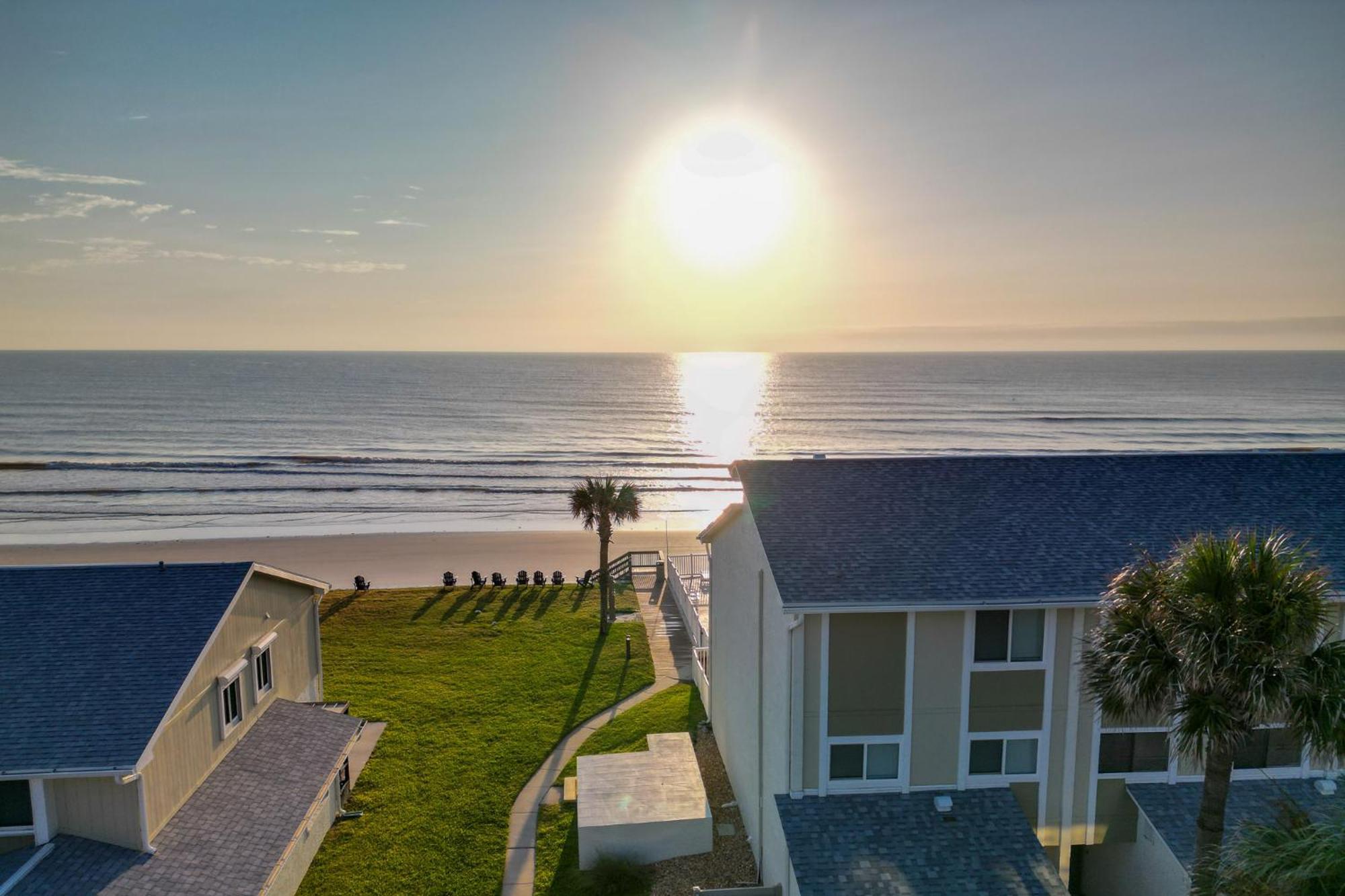 Oceanside Village Townhouse No Drive New Smyrna Beach, Private Ground Floor Patio W Grill Exterior foto